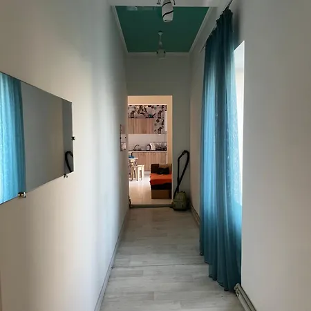 Apartment White *